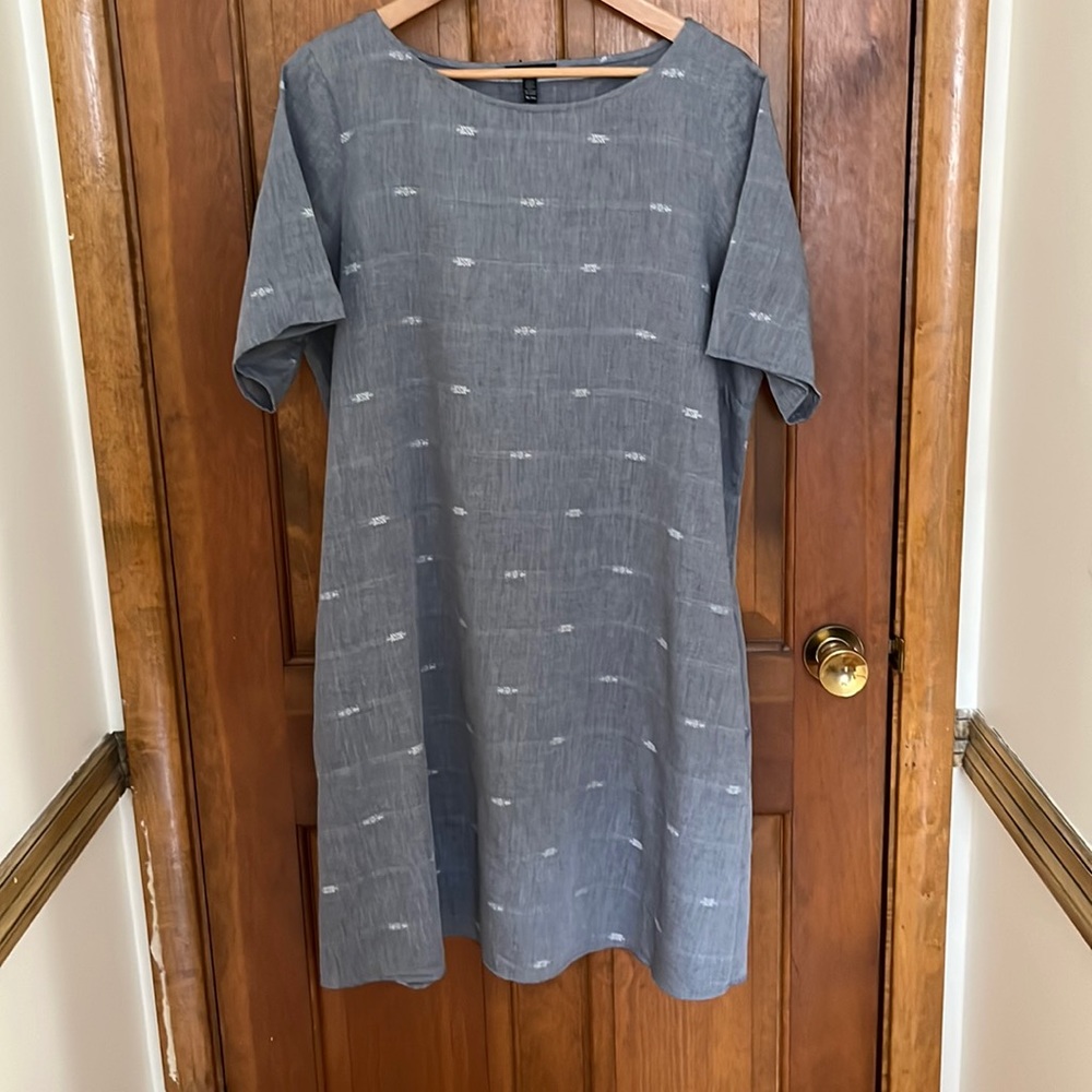 Eileen Fischer blue with white accent dress